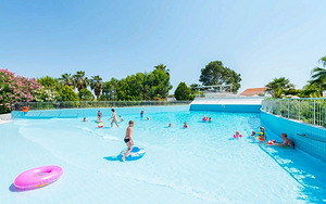 SERENIS HOTEL (8 фото из 10)