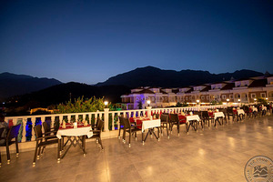 VIKING GARDEN HOTEL & SPA (2 foto / 10)