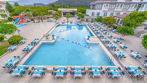 VIKING GARDEN HOTEL & SPA (5 foto / 10)