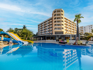 THE HOLIDAY RESORT (6 foto / 10)