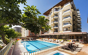 KLEOPATRA ADA BEACH HOTEL (1 foto / 10)