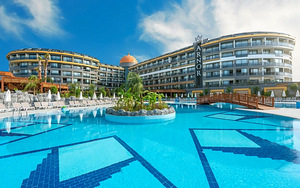 ARNOR DE LUXE HOTEL & SPA (4 foto / 10)