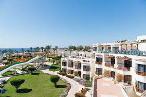 AMPHORAS BEACH HOTEL (1 foto / 10)