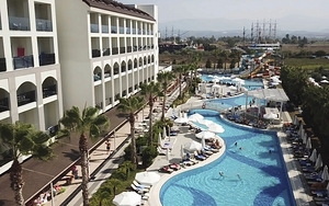 PORT RIVER HOTEL SPA (2 foto / 10)