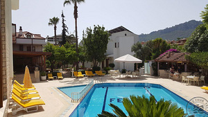 FELICE HOTEL (5 foto / 10)