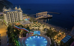 ARIA RESORT & SPA (3 фото из 10)