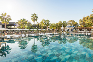 BERRY BLUE HOTEL (EX. BERRY HOTEL) (2 foto / 10)