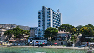 SIGNATURE BLUE RESORT (3 foto / 10)