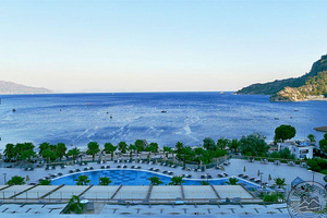 TURAN PRINCE HOTEL (2 foto / 10)