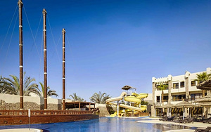 CORAL SEA IMPERIAL SENSATORI RESORT (3 foto / 10)