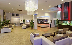 ARABELLA WORLD HOTEL (4 foto / 10)