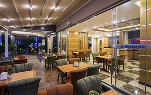 LONICERA CITY HOTEL (10 foto / 10)