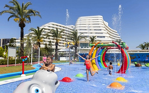 MIRACLE RESORT (8 foto / 10)