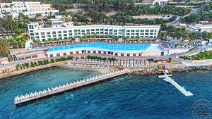 BLUE DREAMS RESORT (5 foto / 10)