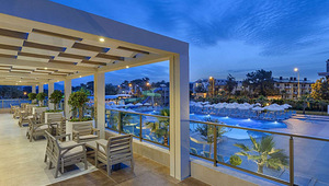 DOSINIA LUXURY RESORT (5 foto / 10)