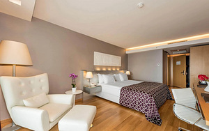 AKRA ANTALYA (8 фото из 10)