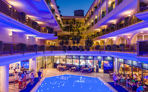 LANCORA BEACH HOTEL (10 foto / 10)