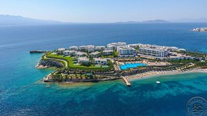 XANADU ISLAND HOTEL (4 foto / 10)
