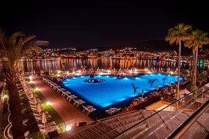HOTEL BAIA BODRUM (8 фото из 10)