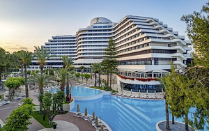 RIXOS DOWNTOWN ANTALYA – THE LAND OF LEGENDS FREE ACCESS (2 foto / 10)
