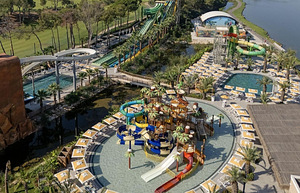 TITANIC DELUXE BELEK (4 foto / 10)