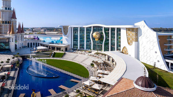 THE LAND OF LEGENDS NICKELODEON HOTEL & RESORT