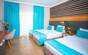 CLUB HOTEL SUNBEL (8 foto / 10)