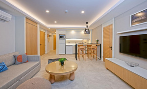 A SUITE SIDE (5 фото из 10)