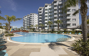 WYNDHAM GARDEN LARA (2 foto / 10)
