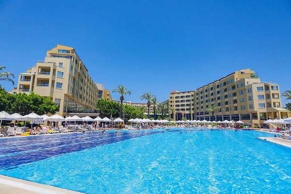 SELECTUM FAMILY RESORT SIDE