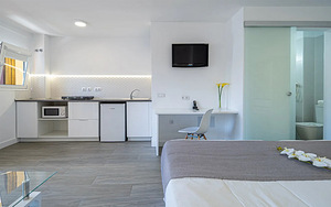 SKYVIEW HOTEL BY LIVVO (9 фото из 10)