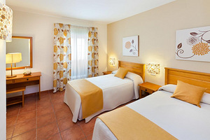 GF HOTEL ISABEL (6 foto / 10)