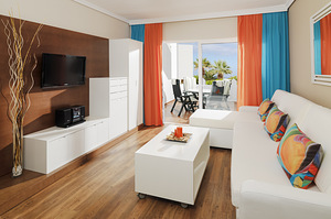 REGENCY TORVISCAS APARTMENTS AND SUITES (7 foto / 10)