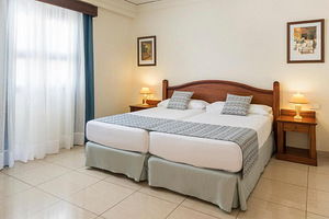MARYLANZA SUITES & SPA (7 foto / 10)