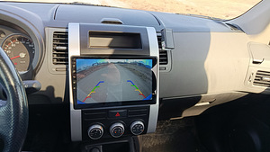 Nissan X-Trail (9 фото из 14)