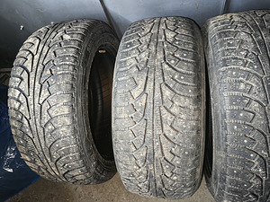 Naastrehvid Nokian 255/50 r19. 6-7mm 95%naaste alles (1 foto / 5)