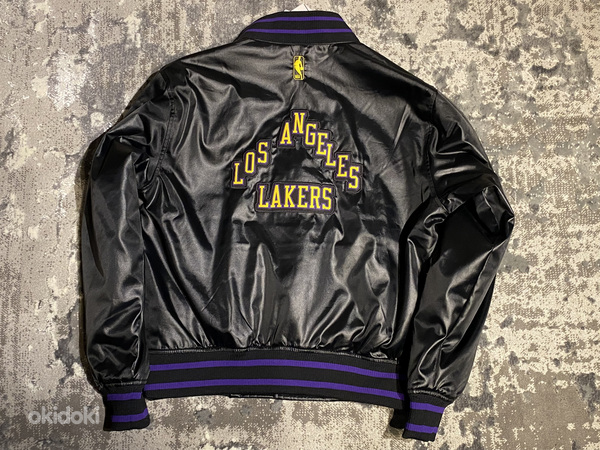 Новая куртка/ветровка Nike Lakers (фото #4)