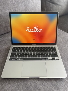 MacBook Air 256 ГБ 2020 г. (1 фото из 3)