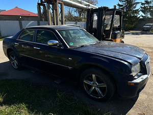 Varuosadeks. Chrysler 300c (3 foto / 5)