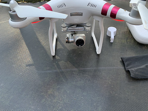 DJI Phantom 3 Стандарт (3 фото из 3)