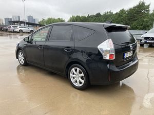 Toyota Prius+ 2014 Гибрид/LPG 7 мест Bolt Uber (7 фото из 10)