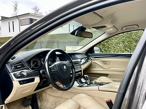 BMW 523i 2010 (6 foto / 8)
