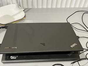 Sülearvuti lenovo koos klaviatuuri ja hiirega (3 foto / 3)