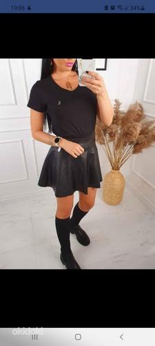 Новая черная юбка в скейтерском стиле (фото #1)