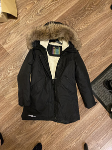 Huppa parka musta värvi S (4 foto / 6)