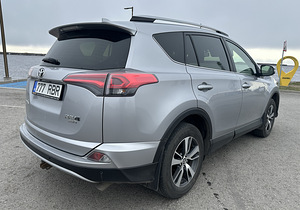 Toyota Rav4 2017 2.0 бензин/LPG 112кВт автомат (4 фото из 15)