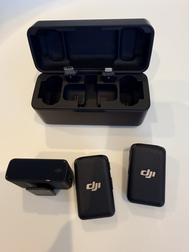 Комплект беспроводного микрофона DJI Mic 1 + петличный микрофон