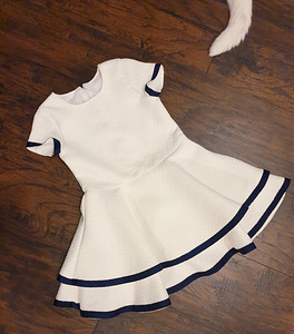Kleit Mothercare (1 foto / 3)