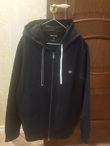 Emporio Armani pusa lukuga + kingitus. (1 foto / 9)