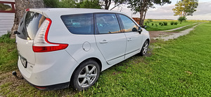 Renault Grand Scenic (1 foto / 3)
